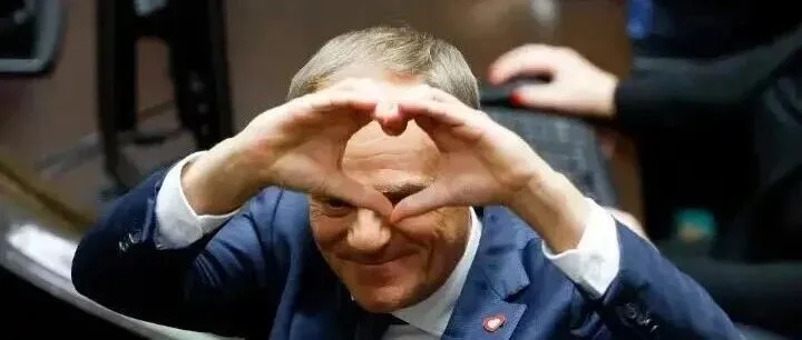 波兰总理：波兰与白俄罗斯的边境口岸将重新开放