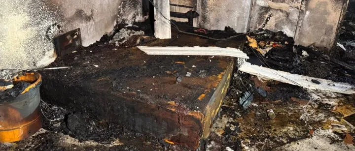 新加坡孝子赤手空拳，从火海中 “抢” 回瘫痪母亲！看哭无数网友～