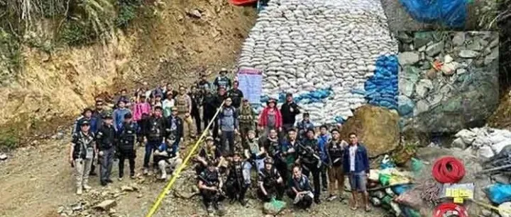 这批中国POGO老板被抓后没回国，竟买炸药雷管干起这事！