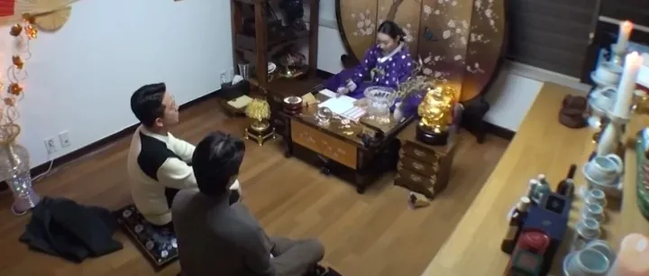 점쾌로 <em>알</em>아본 내 <em>여</em>자친구<em>의</em> 양다리 (나 빼고 다 <em>알</em>고 있었어 ㅠㅠ)