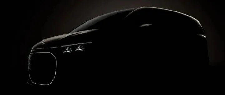 奔驰VLE纯电MPV预告图发布，2026年上半年亮相