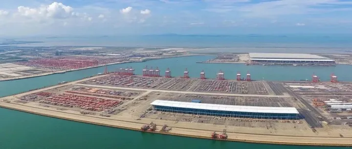 2025 成都重点项目布局与财政支撑：万亿投资背后的发展图景