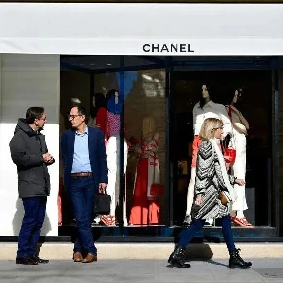 <em>香</em><em>奈</em><em>儿</em>门店遭“飞车”洗劫！