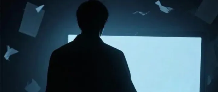 为报复领导，董某某多次向境外泄密，导致公司受非法制裁，危害国家利益