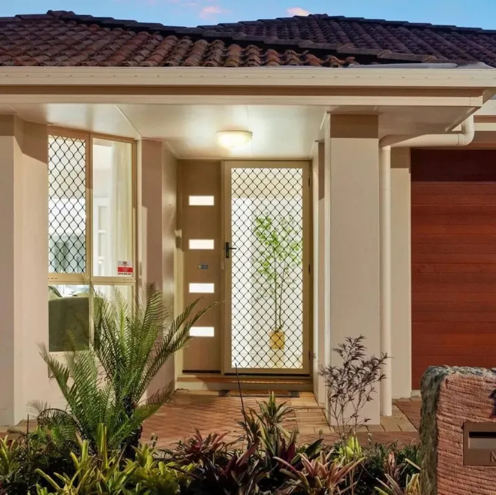 【新上市】12 Semper Place，Calamvale