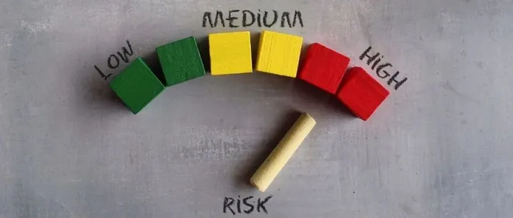 购买独立土地还是在墨西哥投资的工业园区？