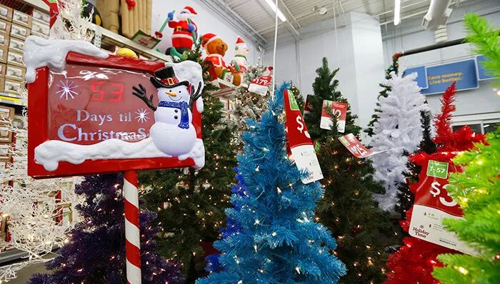 圣诞购物季即将开始 沃尔玛如何提振假日消费？|界面新闻 · 商业