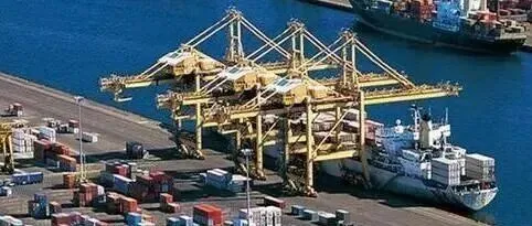 带大家了解下“船边直装Direct alongside loading”！