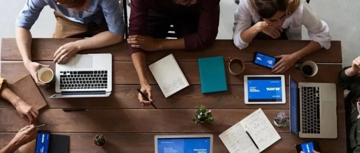 BRANDS TO MEET TRADEMARK REQUIREMENTS OF E-COMMERCE <em>PLATFORMS</em>?