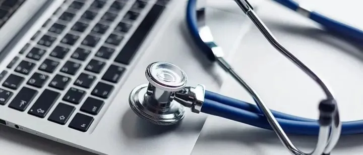 Fluent Bit <em>健康检查</em> API 端点指南