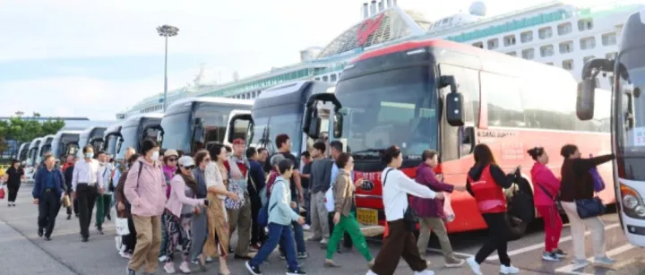 韩国为中国团体游客铺开“免签红毯”,开门迎客第1天!