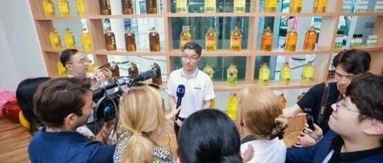 Media Tour of Hainan: Feel the <em>Speed</em> of FTP Development