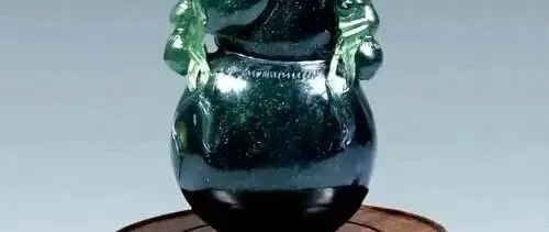 翡翠行业百度搜索广告<em>投放</em>指南：<em>精准</em>获客、提升转化的<em>实</em><em>操</em>策略