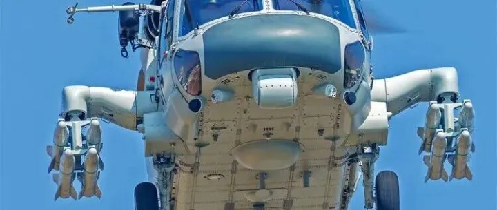 海外谈中国：直-<em>20J</em>海军型直升机公开展出 与MH-60S“海鹰”对应