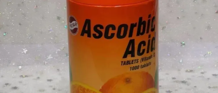 泰<em>國</em>VC咀嚼片】1000粒裝。泰<em>國</em>是熱帶<em>國</em><em>家</em>，水果多到吃不完[色]這款vc片真是又便宜量又大