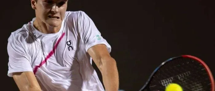 19岁巴西新星夺巴塞尔男网赛冠军，跻身世界前30