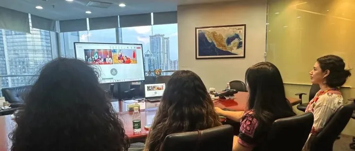 与妇女事务部长的对话 | Conversación con la Secretaria de las Mujeres