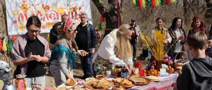 俄罗斯文化习俗：节日、生活与社交中的独特传统