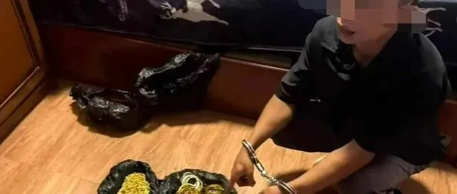 缅甸<em>佤</em><em>邦</em>金店大盗落网，自述偷金店只为回家盖房子