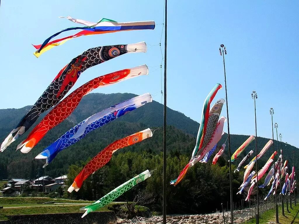 【节日】武士盔甲、五月人形、柏饼装点的日本儿童节- 大数跨境