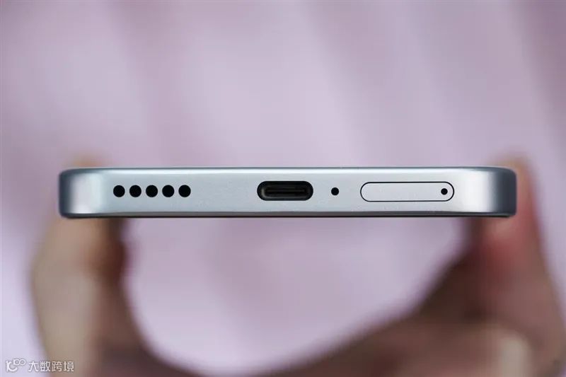 8300毫安电池、IP69K防水！荣耀X70全面评测：新一代耐用神机实至名归