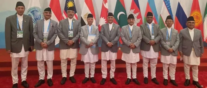 尼泊尔总理奥利在上合峰会期间发表讲话并会见多国领导人