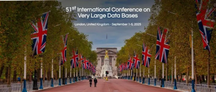 从 VLDB'25 看向量<em>数据</em>库<em>发展方向</em>：<em>行业</em>观察与技术前瞻