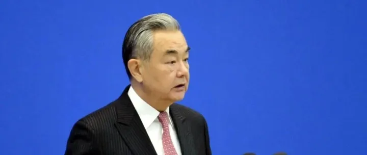 落实全球治理倡议　共建人类命运共同体——在第二十三届蓝厅论坛上的讲话