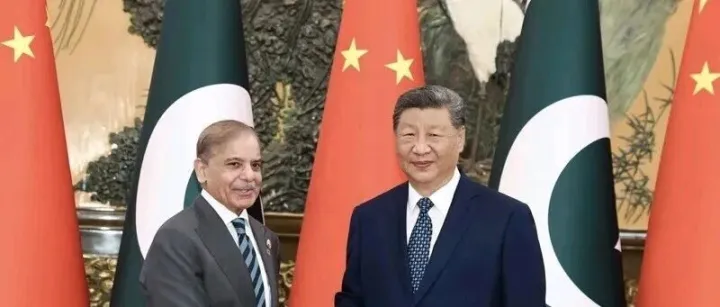 巴基斯坦各界向中国致以国庆76周年祝贺