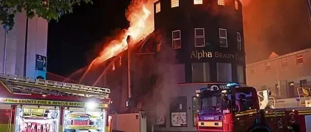 爱尔兰华人男子火烧商业街致300万欧元损失！昨日当庭认罪