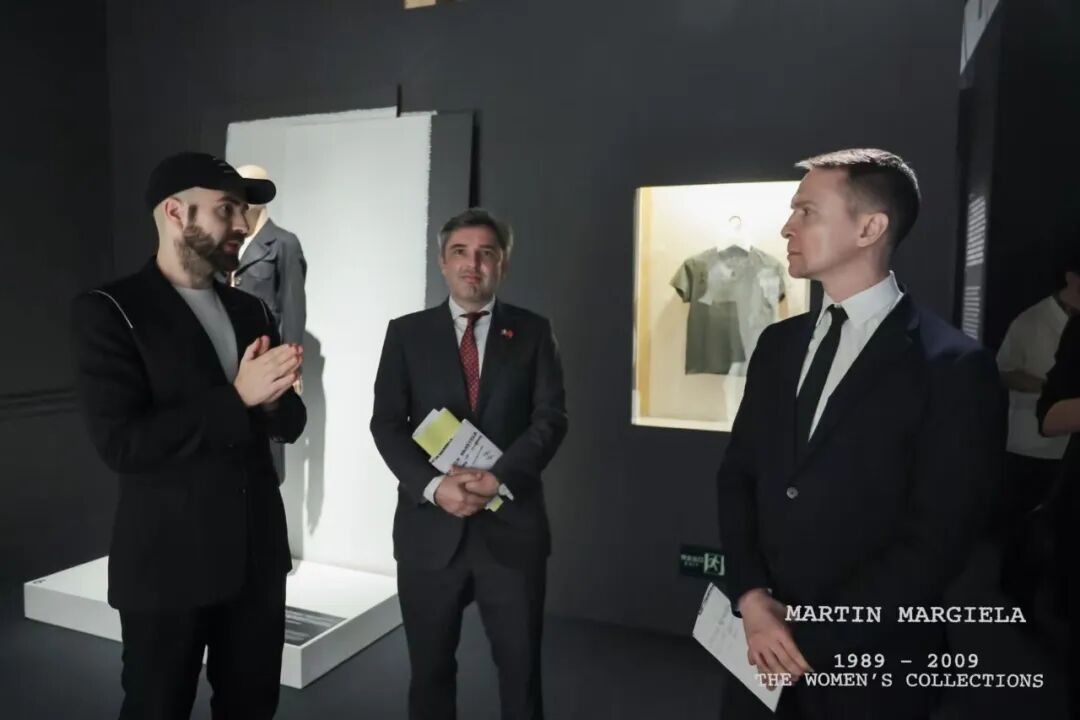 Pascal Buffin An exceptional exhibition of Belgian designer Martin Margiela- 大数跨境