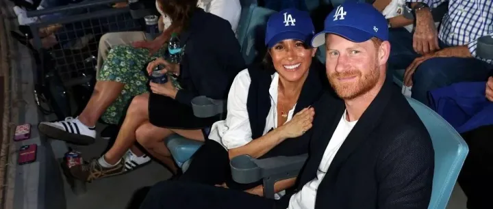 哈里王子上脱口秀被“调侃到脸红”，梅根甜晒“约会夜”视频，苏塞克斯夫妻又上热搜！