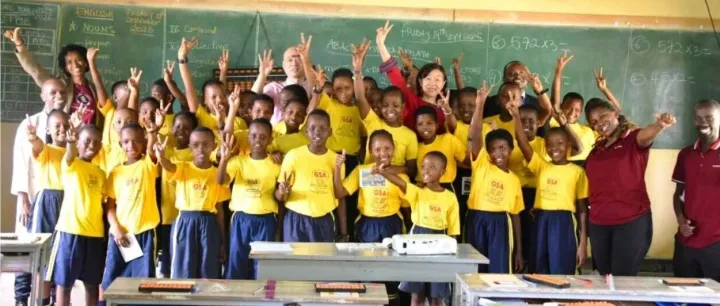 驻卢旺达使馆考察APACOPE学校珠心算教学项目