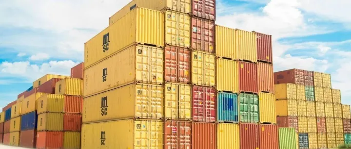 从0学外贸 | 滞港费、滞箱费、堆存费有什么区别？