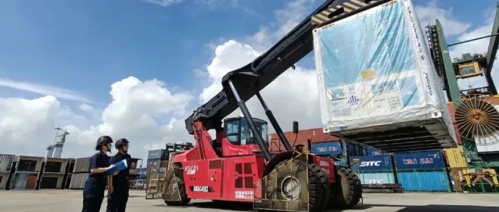 DG's foreign trade hits <em>record</em> high, reaching 1.17 trillion yuan