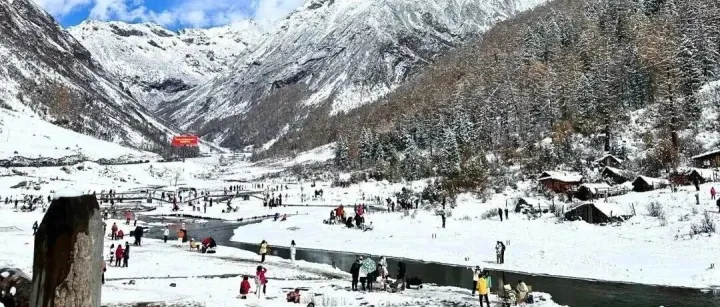 【<em>Daily</em>】<em>1</em>-Day Lixiao Road, God-level Snow MT Road