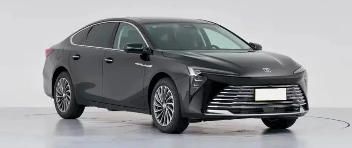 <em>官方</em><em>指导价</em>20.99万，一口价却只要15.99万，这台B级车到底经历了什么？