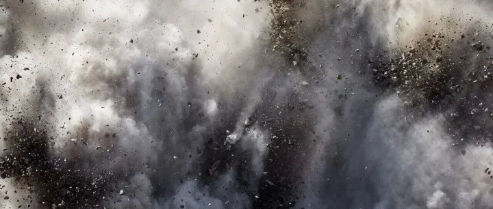 002963，犯单位行贿罪，被罚没超2800万元，创始人被判缓刑！儿子已接班，公司持续亏损