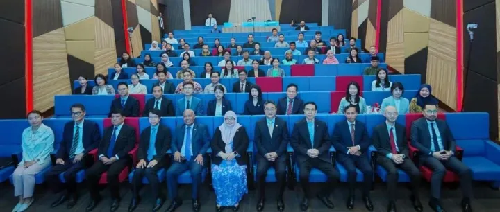 Chinese Language and Capacity <em>Building</em> Workshop Opens in Brunei