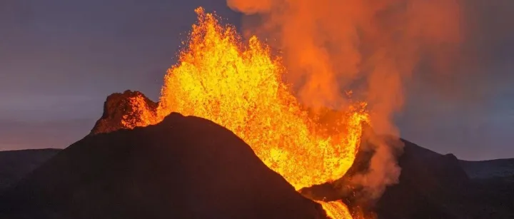 空头遭遇惨败，有人<em>跨</em>大西洋空运白银，大举<em>套利</em>