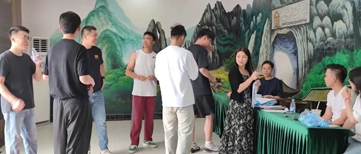 跨境早报-沃尔玛:受关税冲击，本月将提高部分商品价格丨跨境驿站5月下旬活动预告精彩来袭！