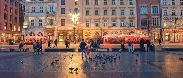 亚马逊测评自养号：优势<em>解析</em>与<em>核心技术</em>挑战应对