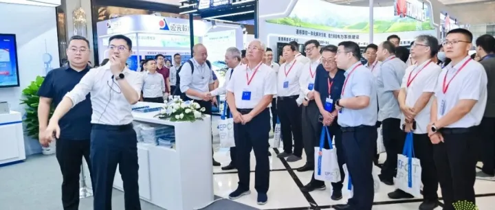 “光联能聚，智融共生” 烽火通信亮相2025年电力信息通信新技术大会