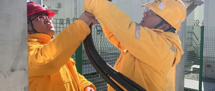 百日冲刺显担当，问题清零见实效 | 磴口14万光伏项目稳步推进缺陷消除任务​