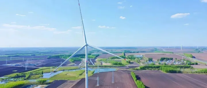 驭风而行，智护未来：新能源风力电场全域安全防护体系构建