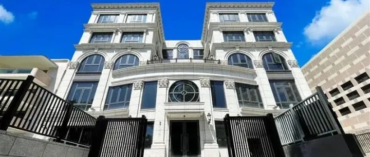 仲量联行香港资本市场部获委任为出售浅水湾道72号超级豪宅的独家代理