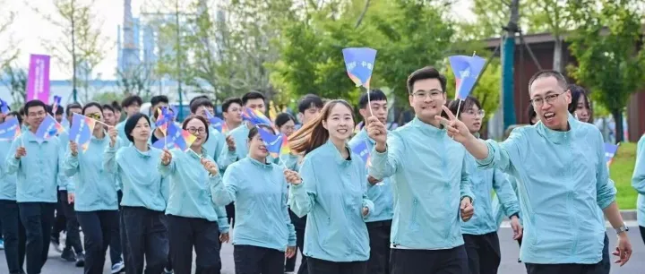 奔跑！传递精神之火！