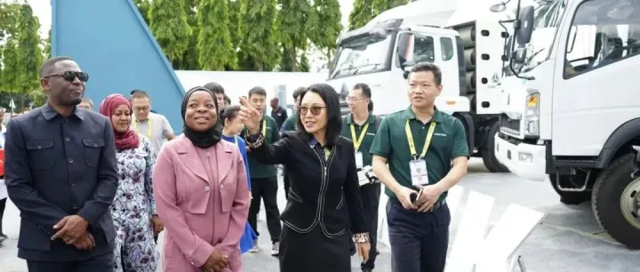 中国重汽闪耀亮相坦桑尼亚Sabasaba展