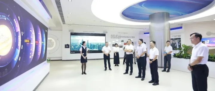 广州市政务服务和数据管理局考察广电运通数据产业园建设情况