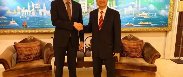 新加坡新任駐港總領事拜訪中總